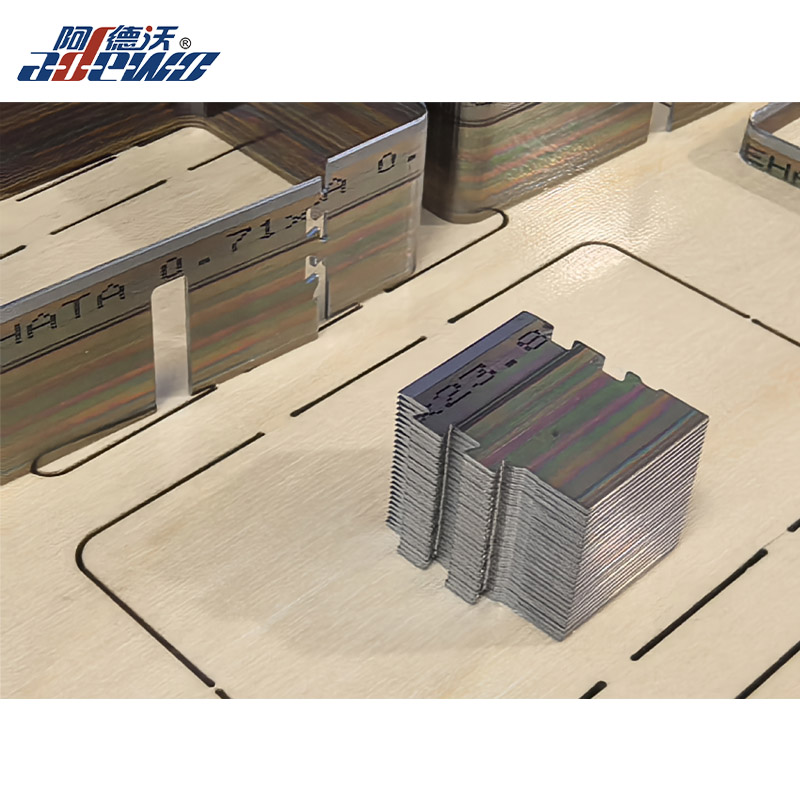 Tsukatani Steel Cutting Rule Auto Bending Machine